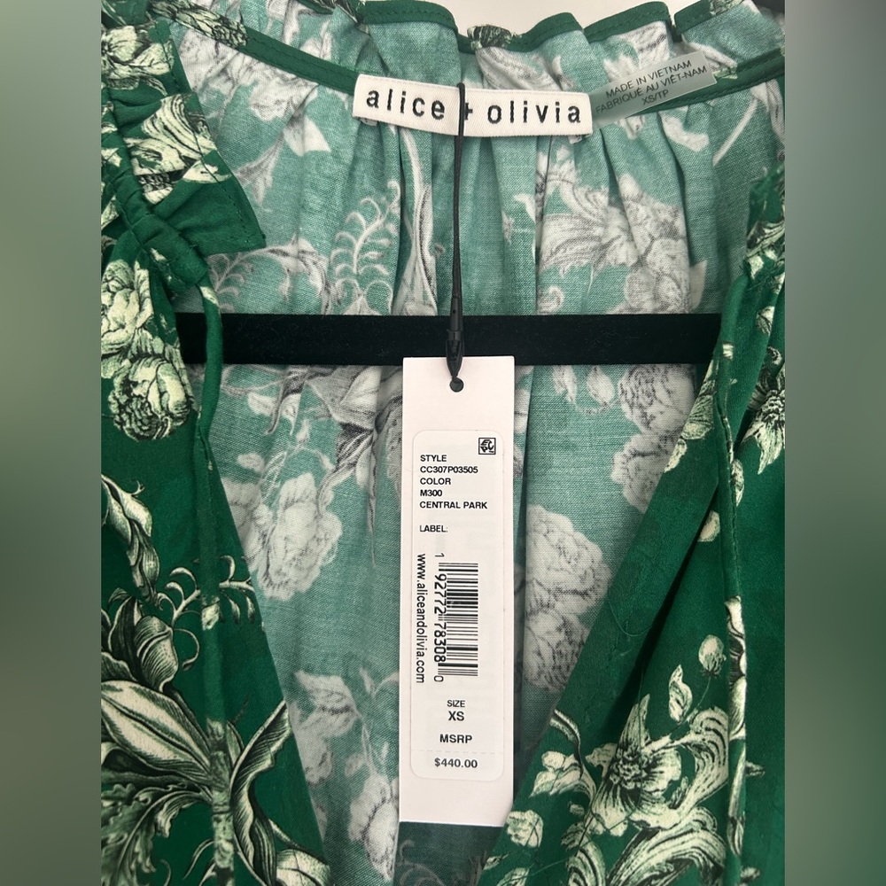 Alice + Olivia MIDI Green, long sleeved dress, NWT, XS - Picture 4 of 5